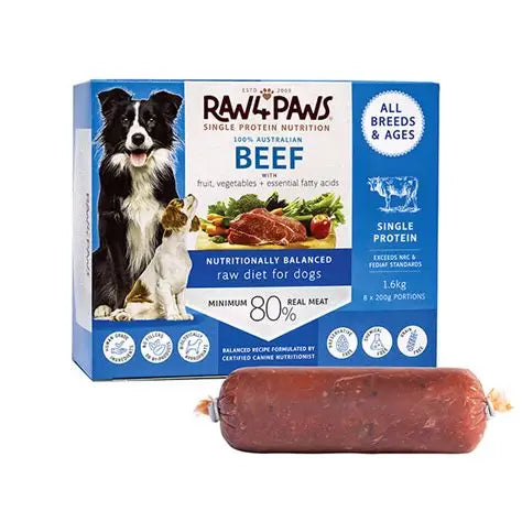 RAW 4 PAWS BEEF ROLLS 8 X 200G